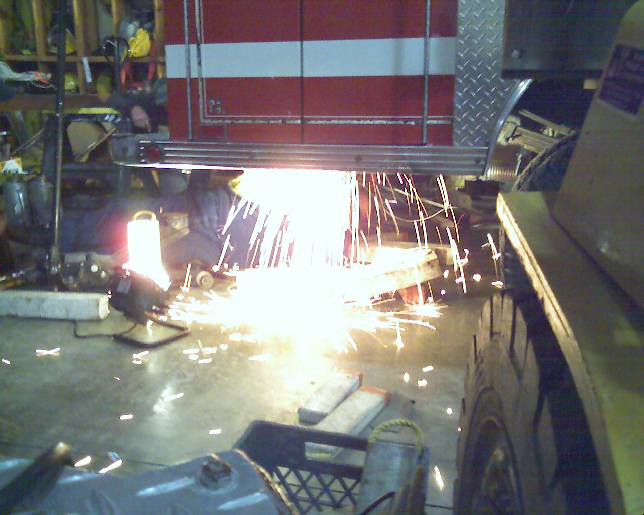loading Gallery/Equipment//New Rescue, Dec 09/fullsize/091213 021.jpg... or select a thumbnail